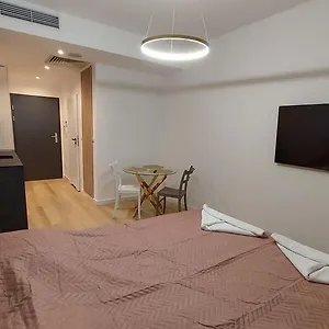  Hotel apartamentowy Plac Wolnosci 6 Bond